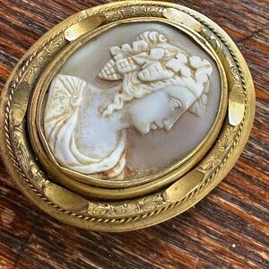 Antique Style Cameo Brooch in Gold Tone and Ivory